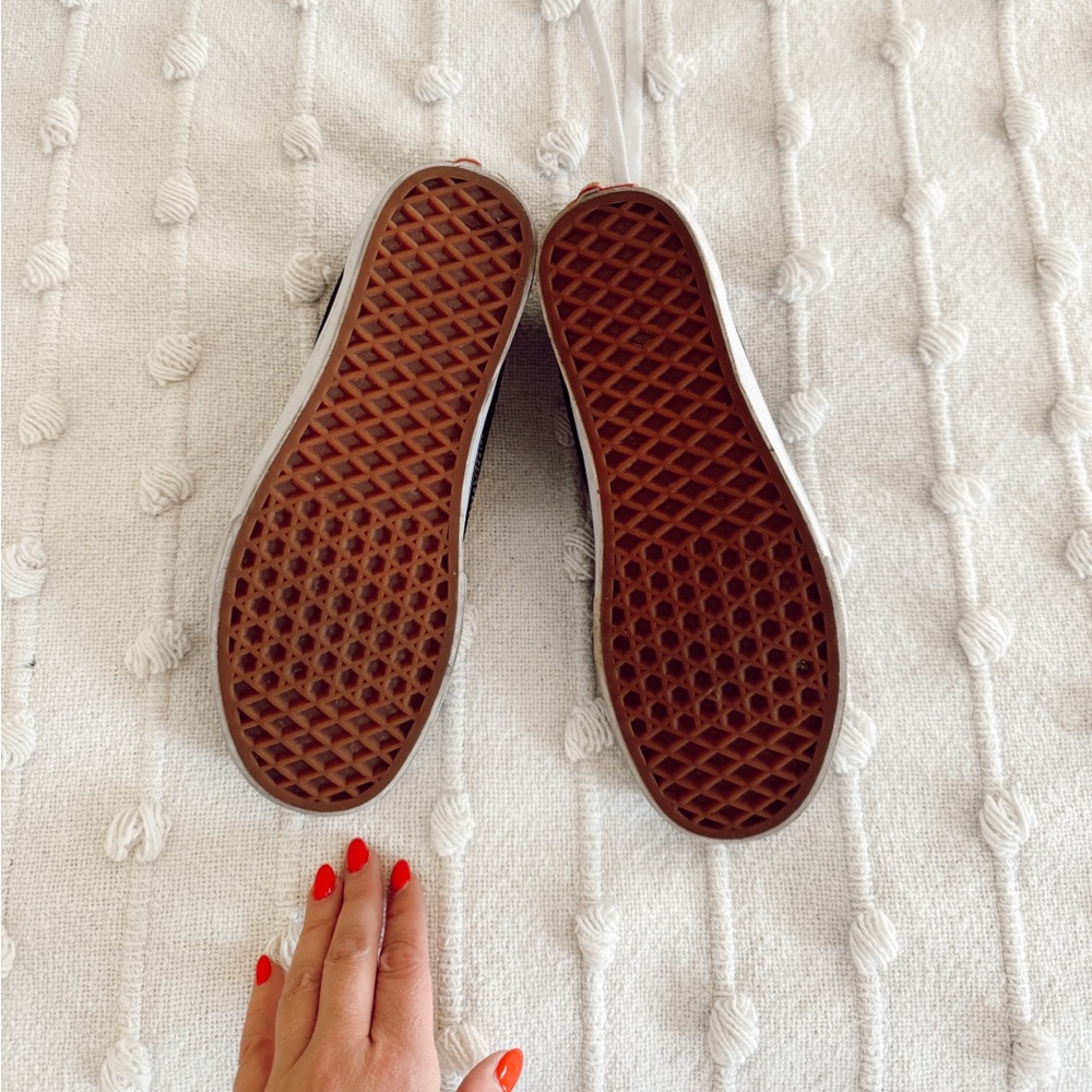 Vans Old Skool Sneakers - Picture 12 of 12